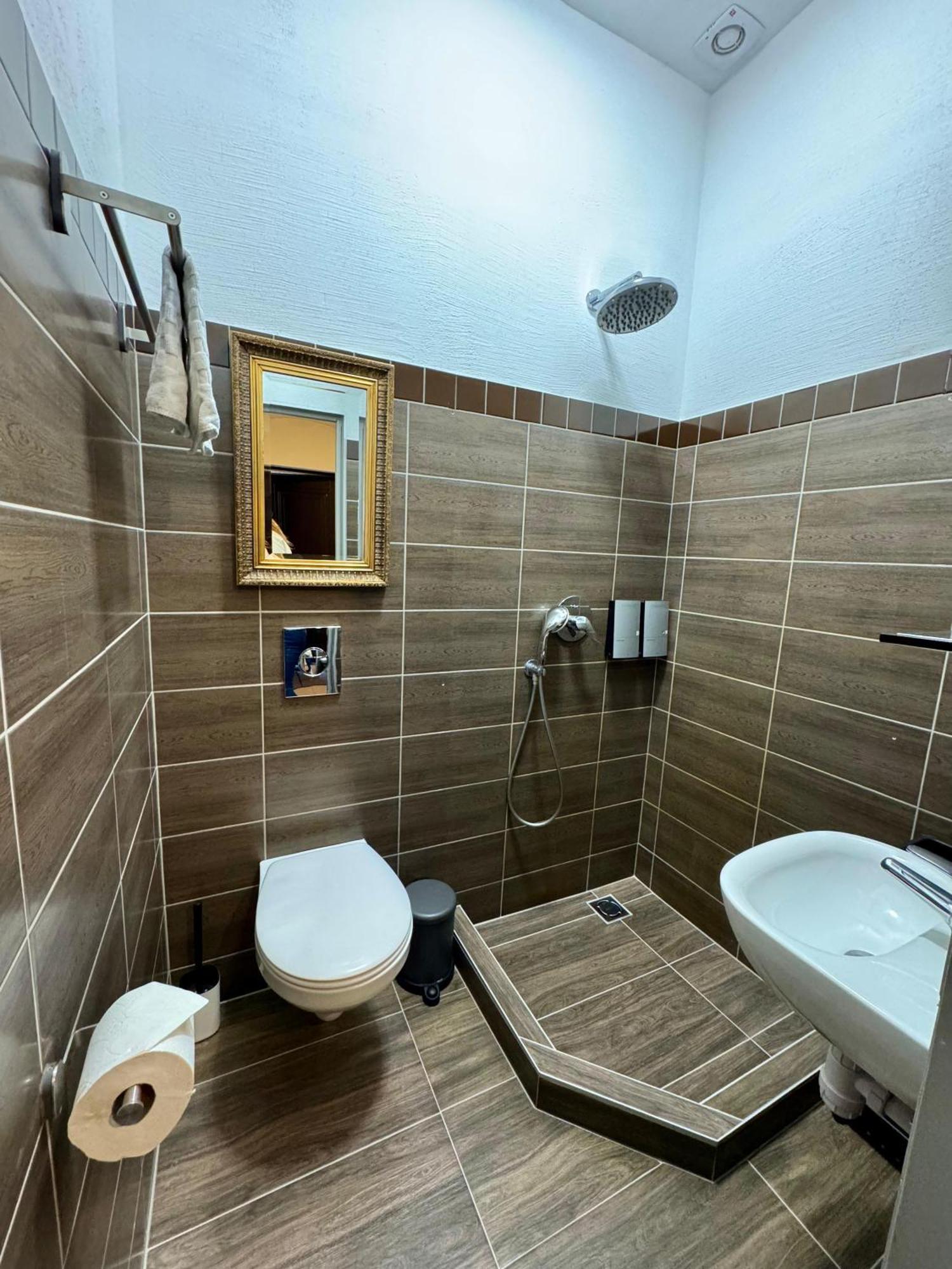 Zeit Apartment Ligatne Luaran gambar
